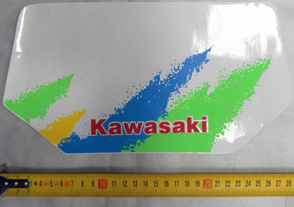 Наклейка KAWASAKI 0768